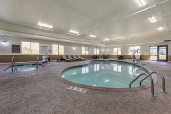 Comfort Suites Bridgeport - Clarksburg,Clarksburg>>Bridgeport,3 star