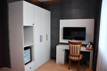 hmz luxury hotel