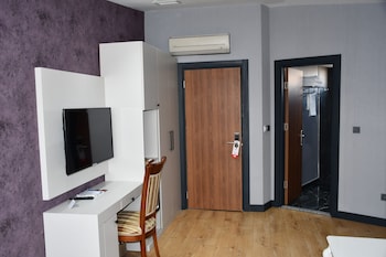hmz luxury hotel