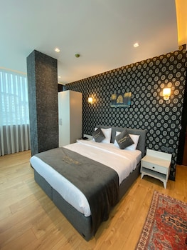 hmz luxury hotel