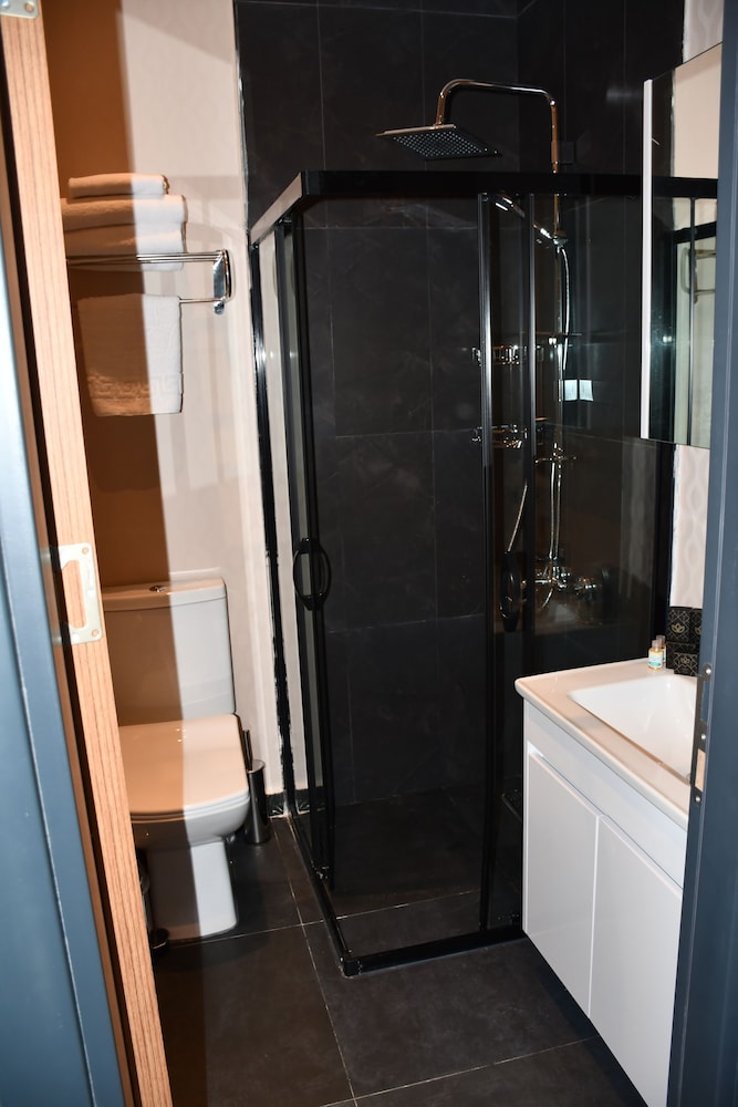 hmz luxury hotel