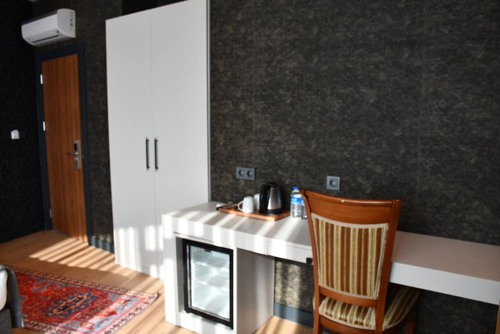 hmz luxury hotel