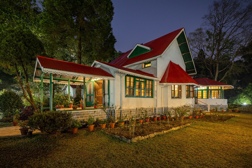 ama stays and trails wayside kurseong