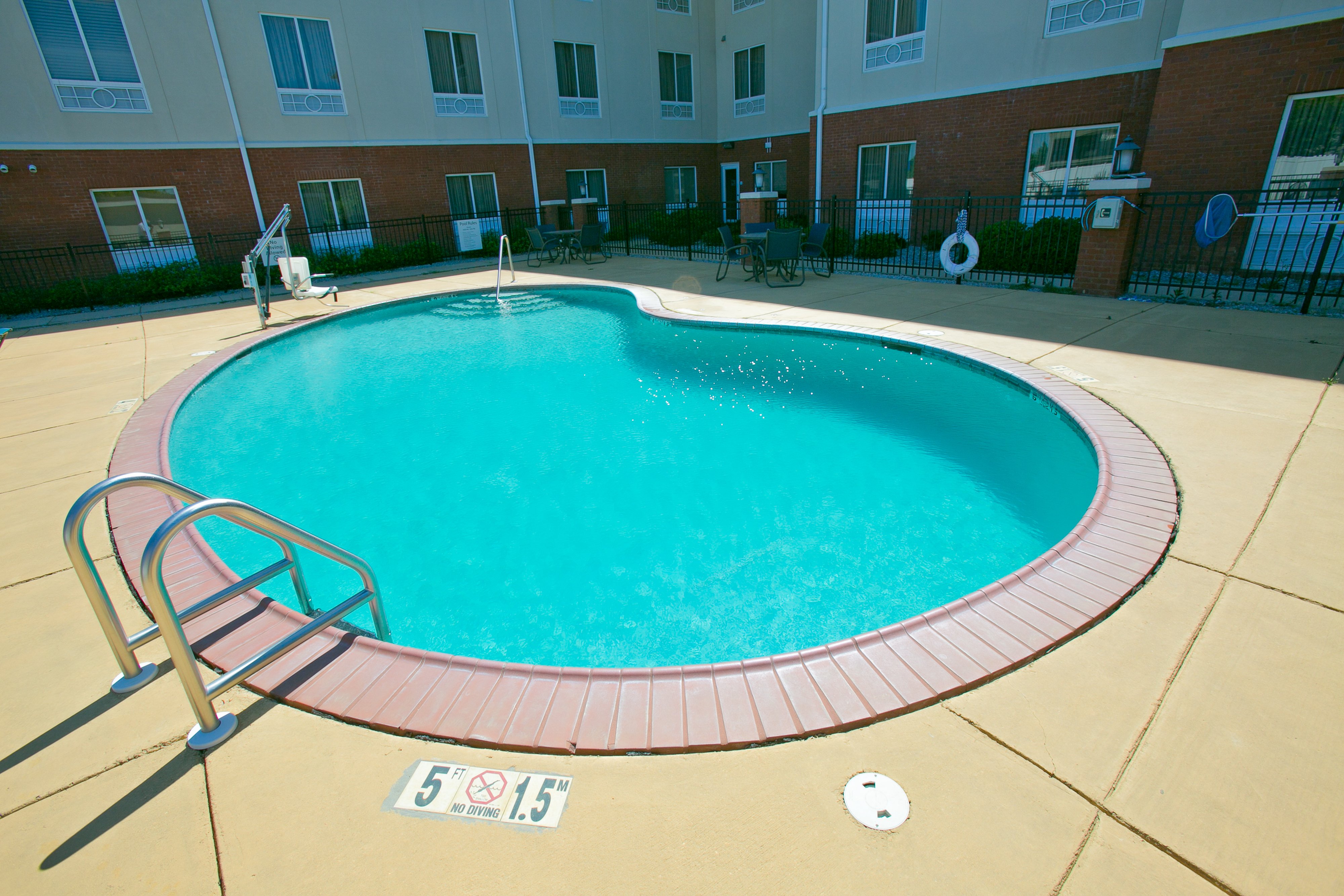holiday inn express hotel and suites brookhaven by ihg