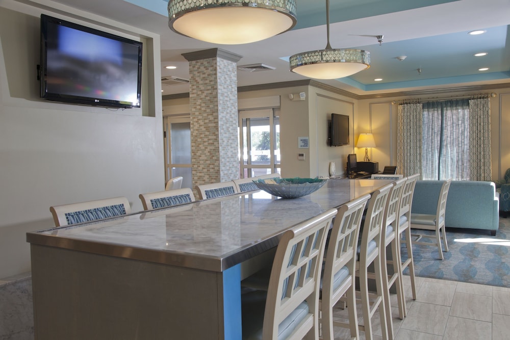 holiday inn express hotel and suites brookhaven by ihg