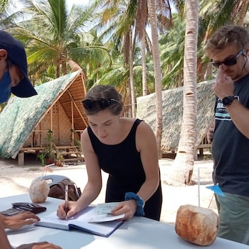 Coraline Coast Beach Resort & Resto-Bar,Palawan>>El Nido,2 star