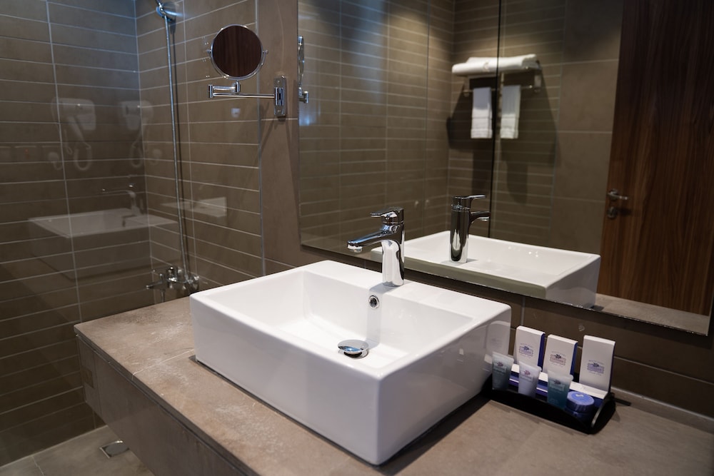 sarwat park hotel jeddah