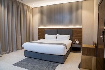 sarwat park hotel jeddah