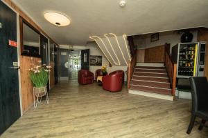logis hotel le relais du parisis