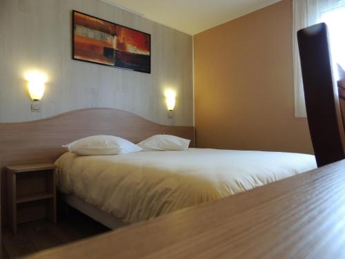 logis hotel le relais du parisis