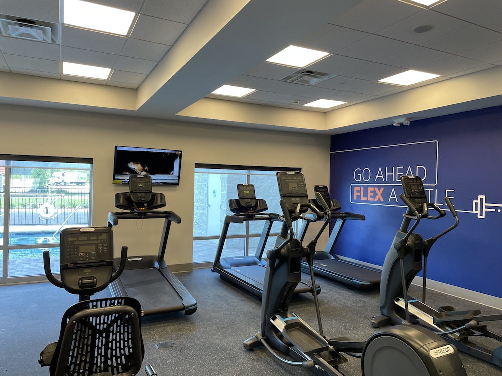 holiday inn express starke an ihg hotel