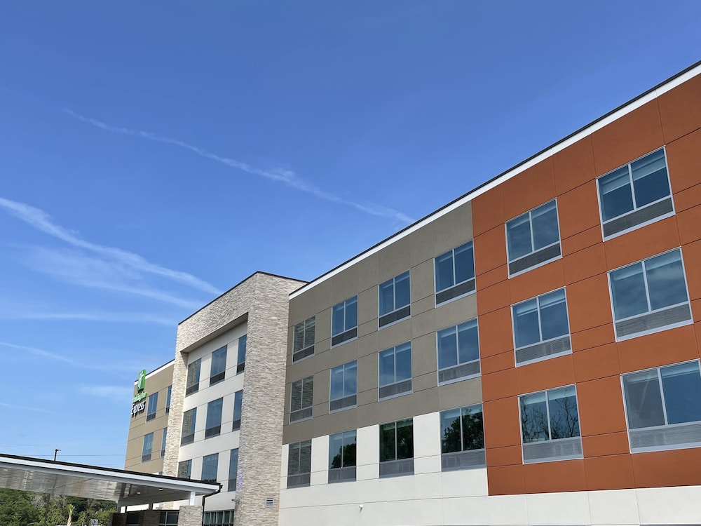 holiday inn express starke an ihg hotel