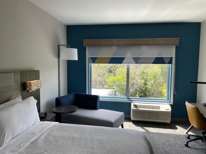 holiday inn express starke an ihg hotel