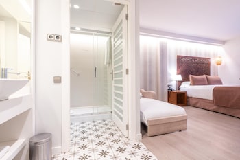 serennia fira gran via exclusive rooms