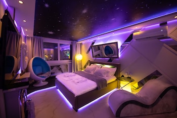 aurora lux spa
