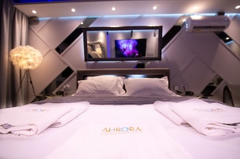 aurora lux spa