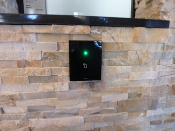 buransiera naha akebono puremisuto 1403