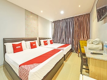oyo 90703 hotel rim global