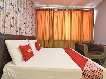 oyo 90703 hotel rim global