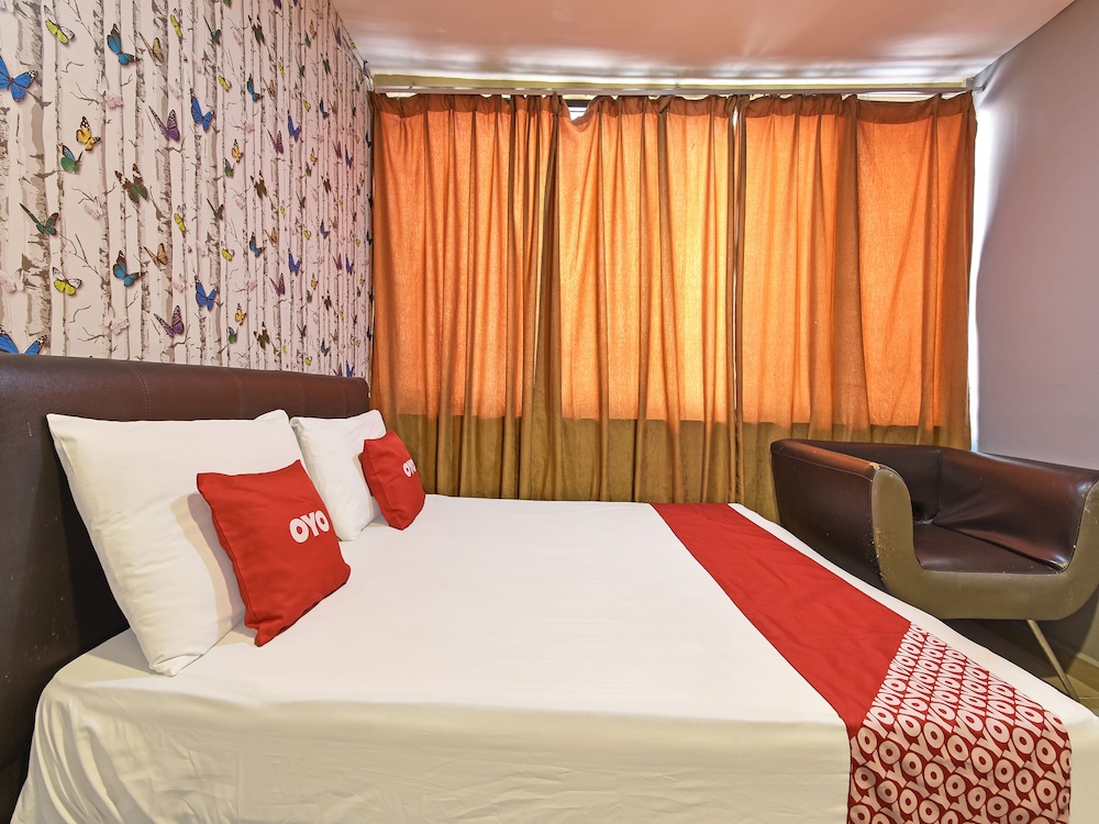 oyo 90703 hotel rim global