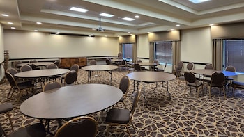 comfort inn and suites