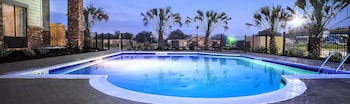 comfort inn and suites