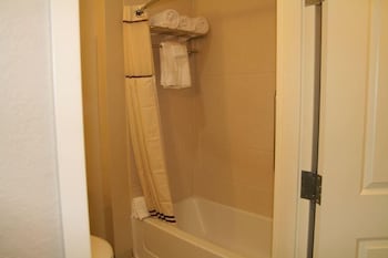 comfort inn and suites