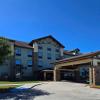 comfort inn and suites