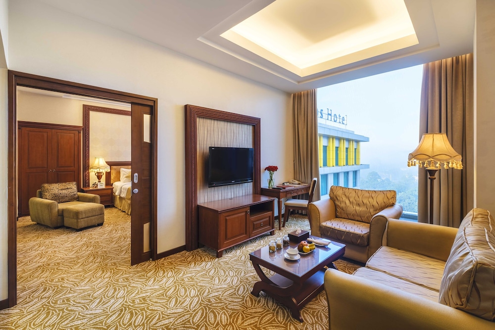 grand artos hotel and convention