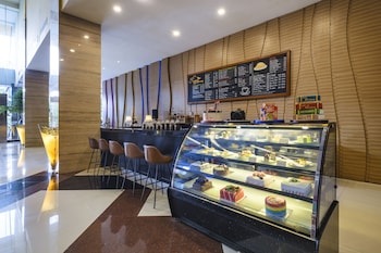 grand artos hotel and convention