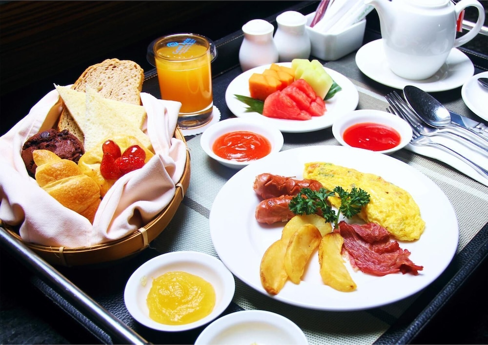 grand artos hotel and convention