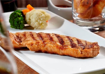 grand artos hotel and convention