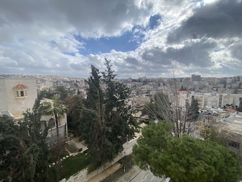 lemon tree residence