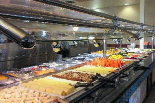 clarion hotel and suites
