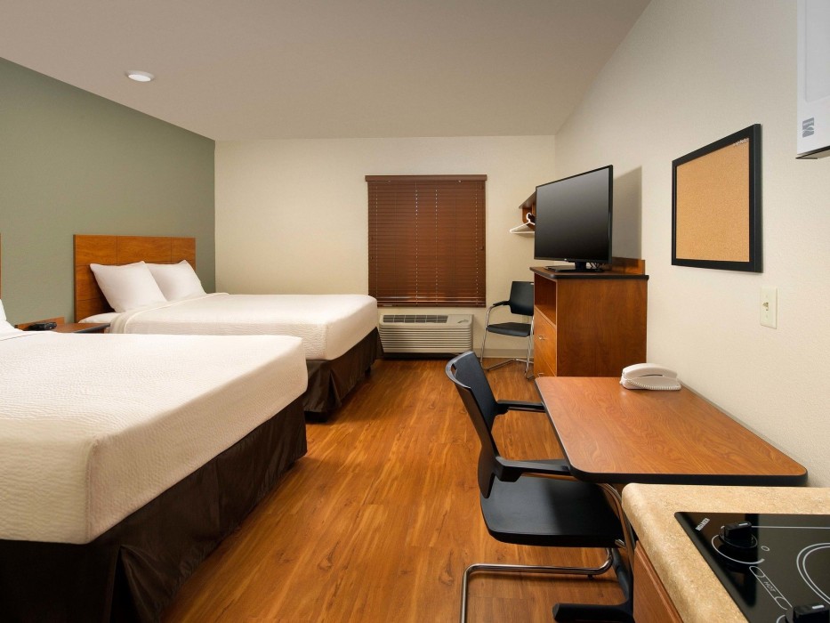 extended stay america select suites cleveland airport