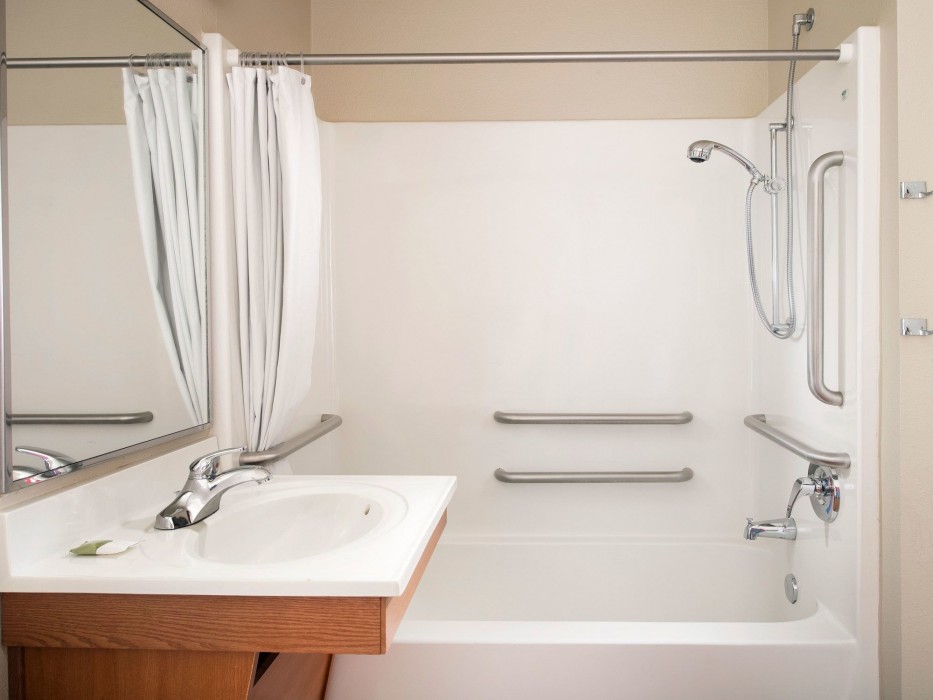 extended stay america select suites cleveland airport