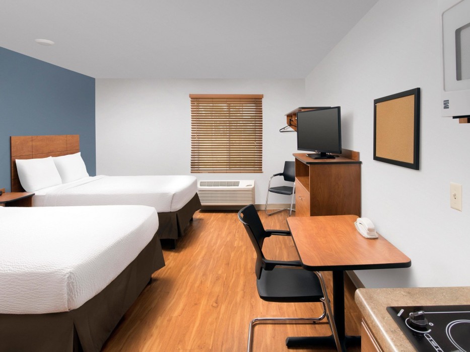 extended stay america select suites cleveland airport