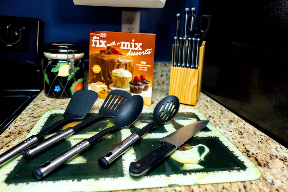 amazin lrg 3 bed house w king bed