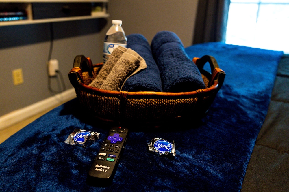 amazin lrg 3 bed house w king bed