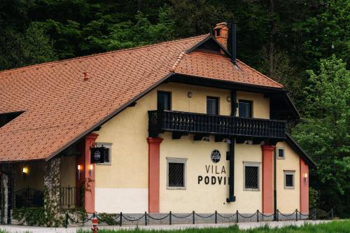 vila podvin slovenija