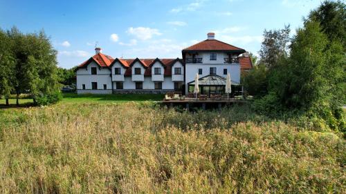 hotel joseph conrad
