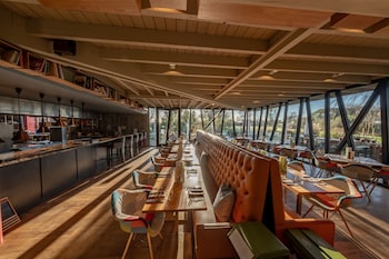 the weeping willow lodges