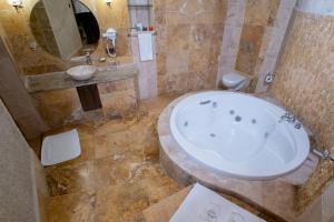 kemerhan hotel and cave suites