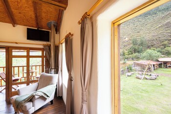 unuwasi hotel and villa