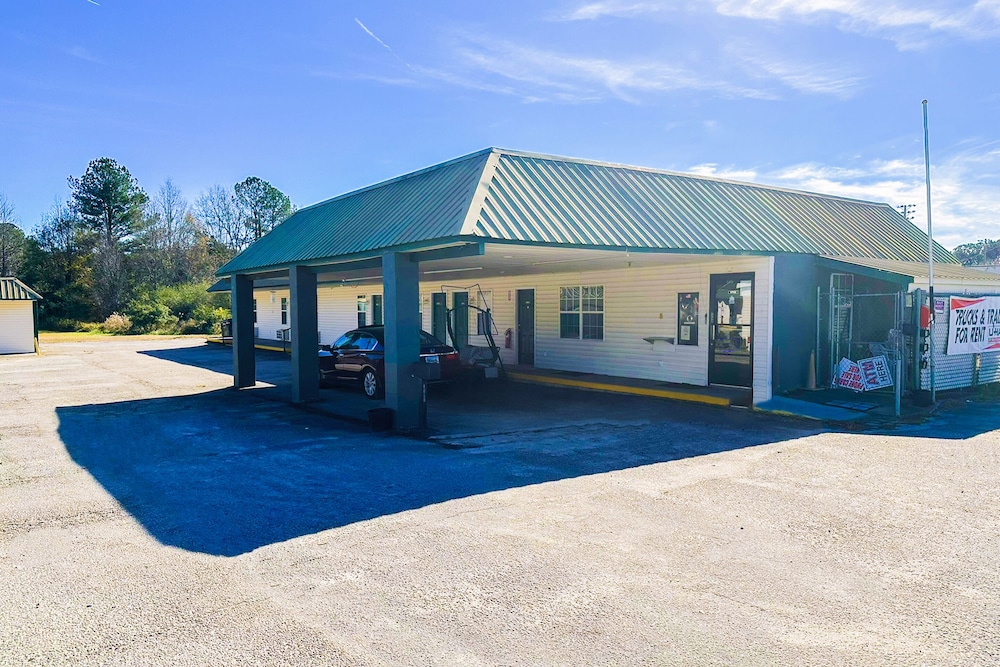 sparta seven motel by oyo near milledgeville