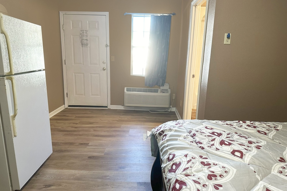 sparta seven motel by oyo near milledgeville