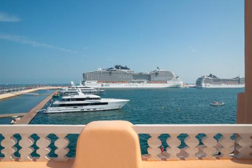 mina hotel and residences