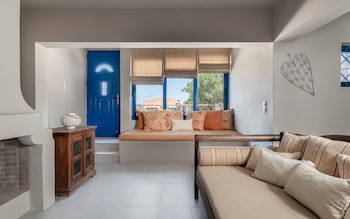 absolute perdika aegina