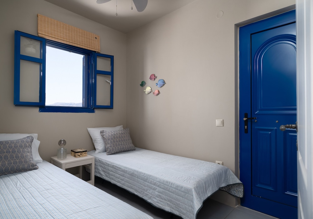 absolute perdika aegina