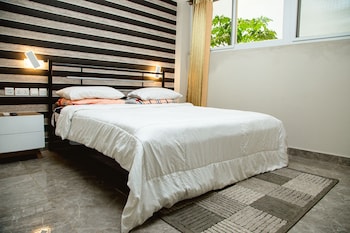 ark hotel and apartments